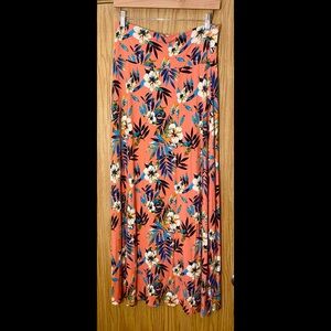 Loveappella Deeann Maxi Skirt